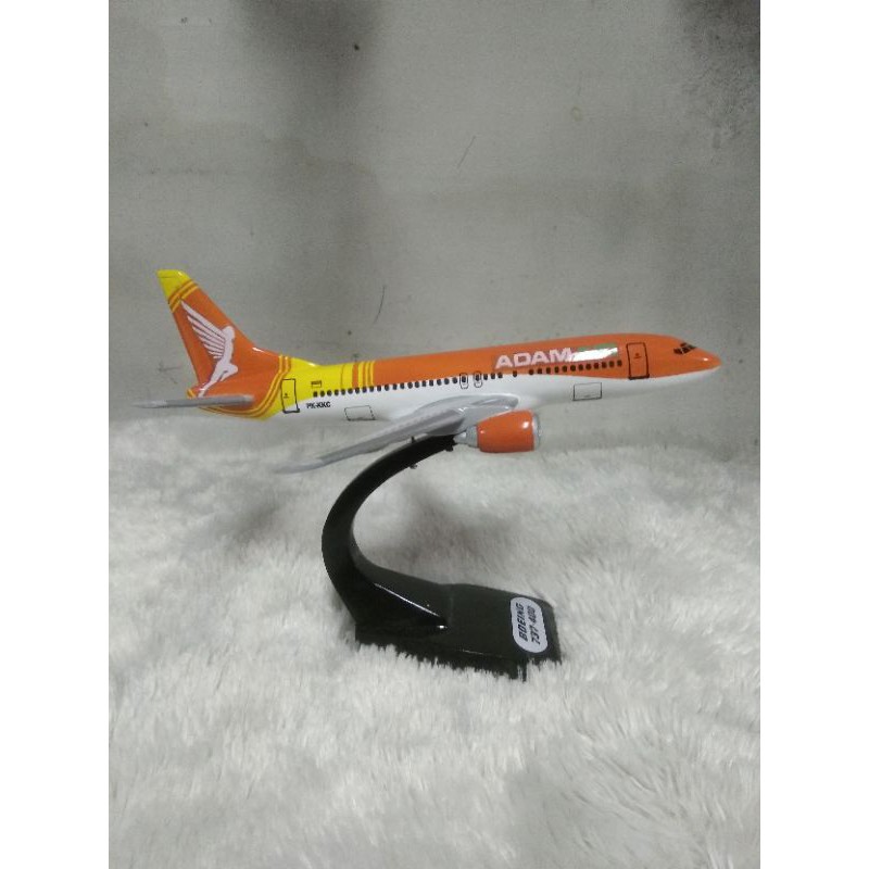 

Adam air 737-400