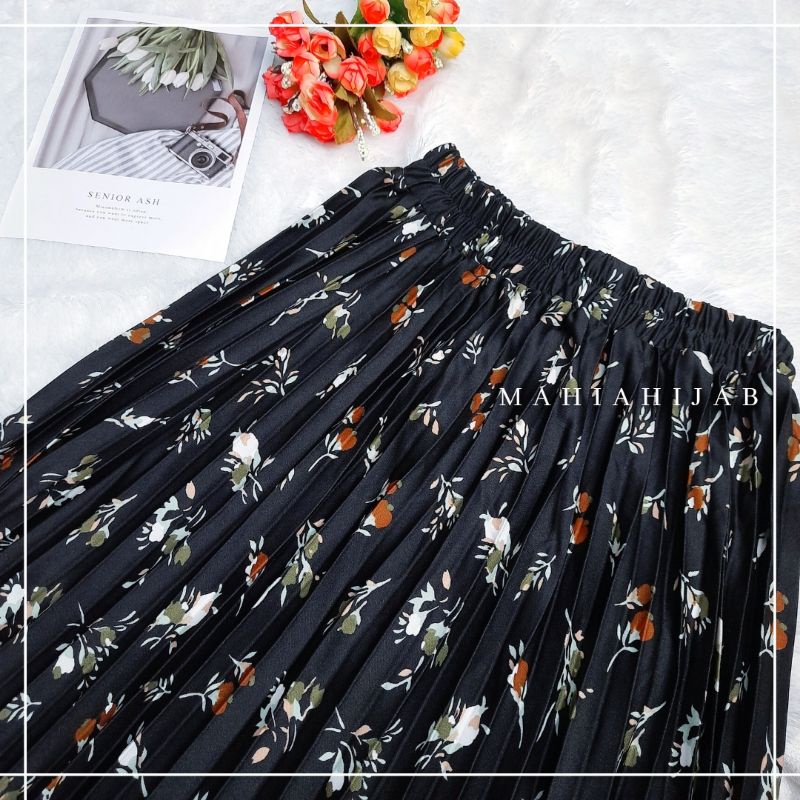 Bora One Set Cardigan rajut + Rok Plisket motif floral | Setelan wanita korea | Outfit muslim baju Rajut Premium