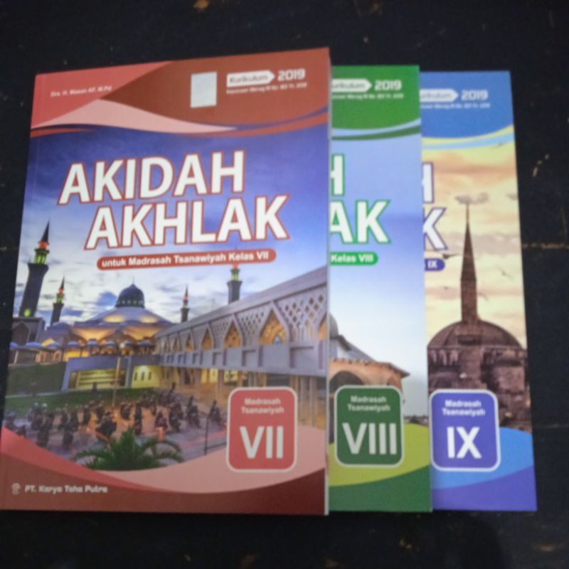 Buku Aqidah Akhlak MTs  kelas 7,8,9 Kurikulum 2019(Toha Putra)