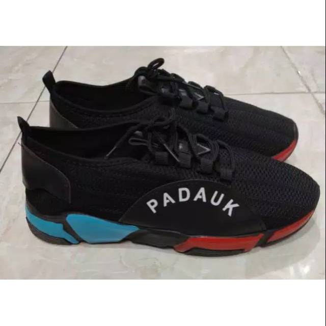 Sneakers Pria Import