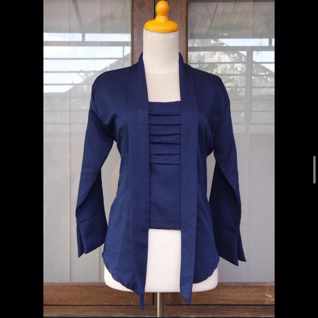 Kebaya Bekas/Kebaya wisuda/atasan kebaya/preloved kebaya/kebaya dewasa/kebaya modern/kebaya kartini