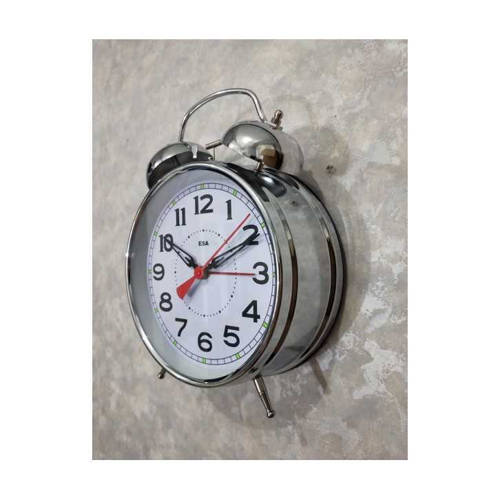 Jam Dinding Meja Alarm Clock Silver Gaya Retro Klasik 25cm Dengan Tenaga Putaran Mekanikal