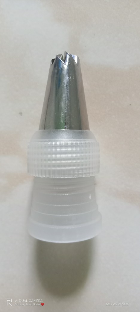 [ready Stock] 10pcs Coupler Adaptor Icing Bag Piping Nozzle Bag Cake Flower Pastry Decor Tool