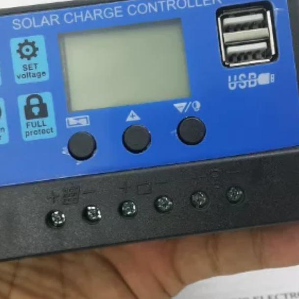 ➸ PWM 30A SCC Solar Charger Control Controller charger solar cell ➧