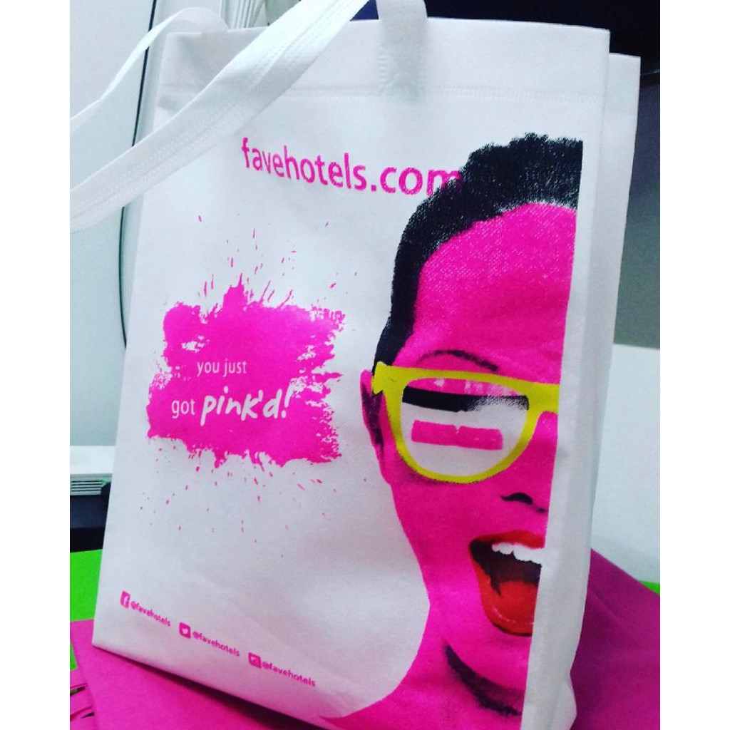 

GOODIE BAG (BOX BAG 26 x 32 x 9) TAS SPUNBOND TAS CUSTOM TAS SOUVENIR