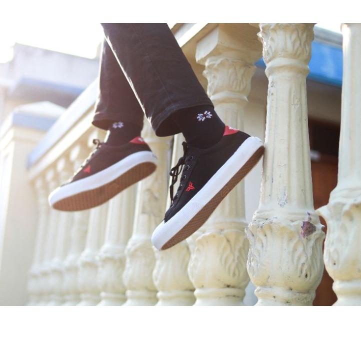 Bagus Banget.. Flymax Nusantara Black Red