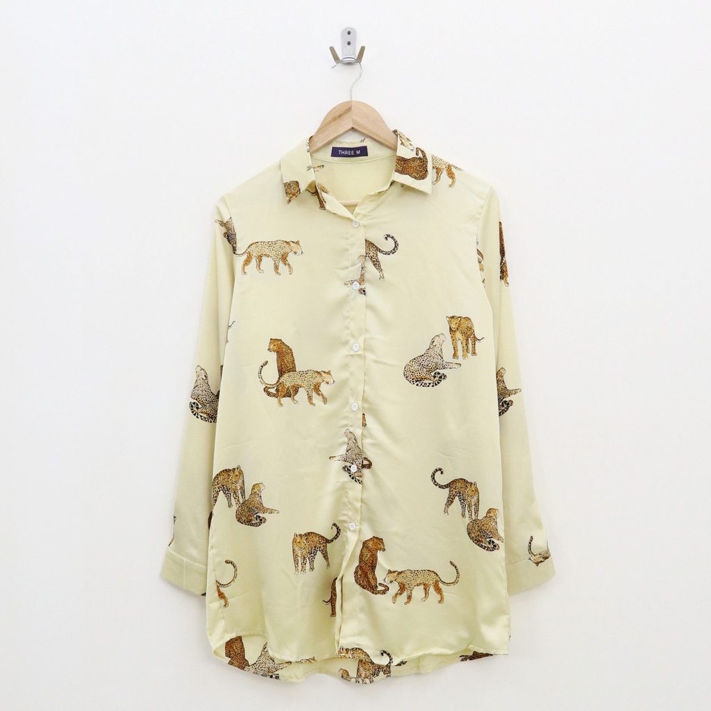 Tieger long hem top -Thejanclothes