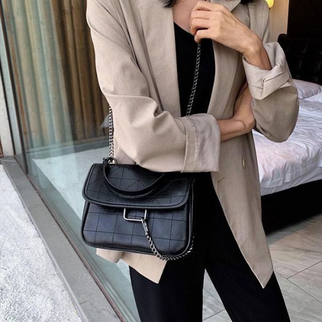 Tas selempang / zara mickey / tas murah surabaya / slingbag wanita / tas import jakarta / tas kerja