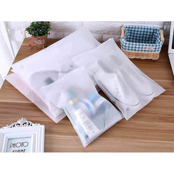 Adda Home - Plastik Zipper Beg Kantong Penyimpanan Baju Kosmetik Serbaguna Bahan Doff PPT