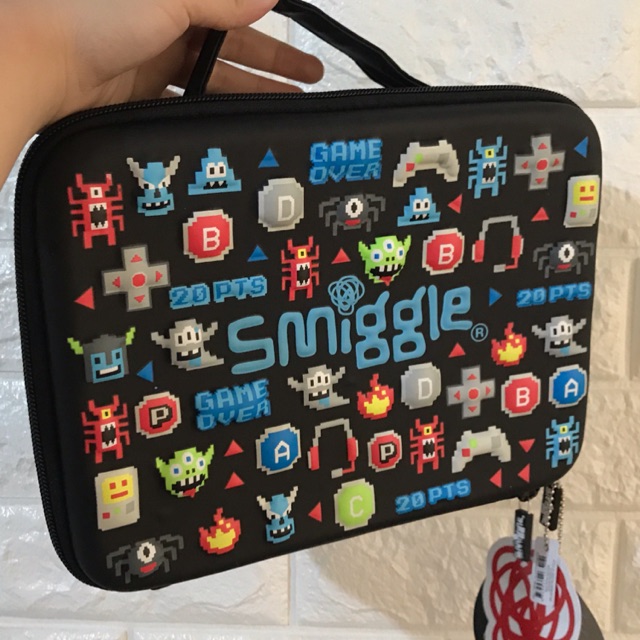 SMIGGLE SQUARE HARDCASE LUNCHBOX GAME OVER - tas bekal smiggle