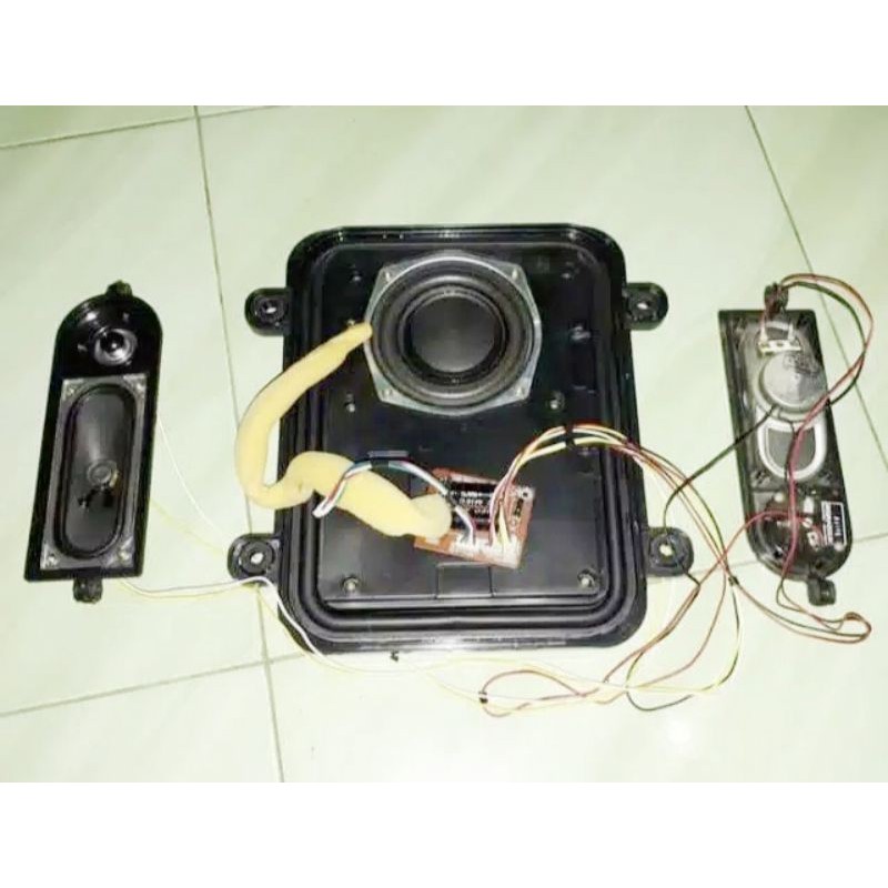 1 SET SPEAKER DAN WOFER TV LCD POLYTRON PLM 32M11 / PLM32M11 ORI