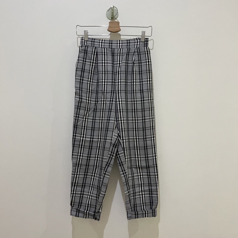 PULL & BEAR grey plaid print pants  pnb / p&b (PRELOVED)
