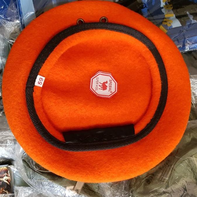 

Baret PASKHAS TNI AU,ORANGE BAGUS
