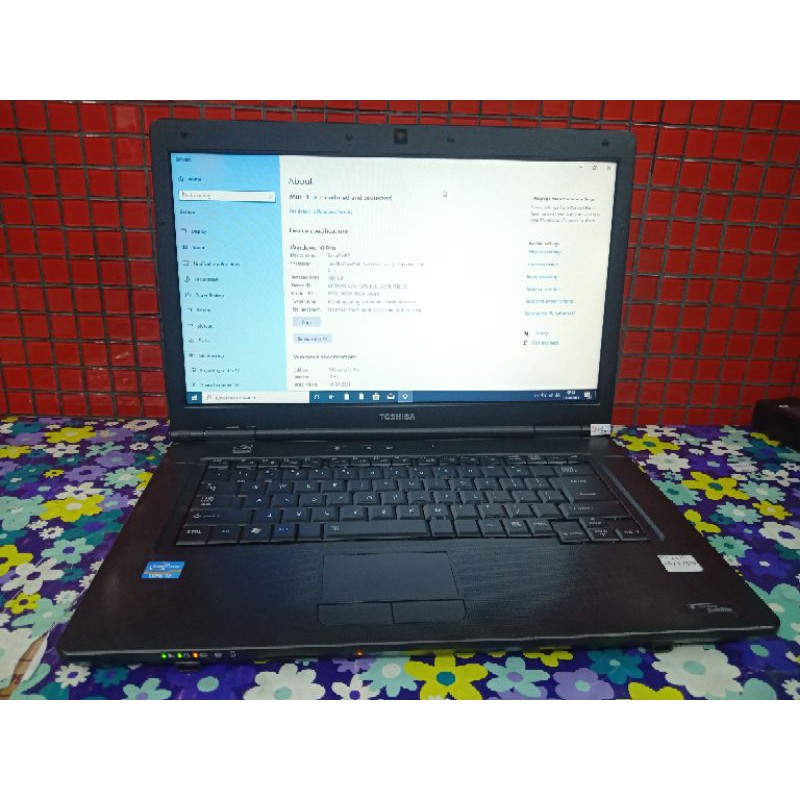 Toshiba Dynabook B551