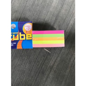 

✹ Sticky Notes Warna Cube Tom And Jerry 654 ♔