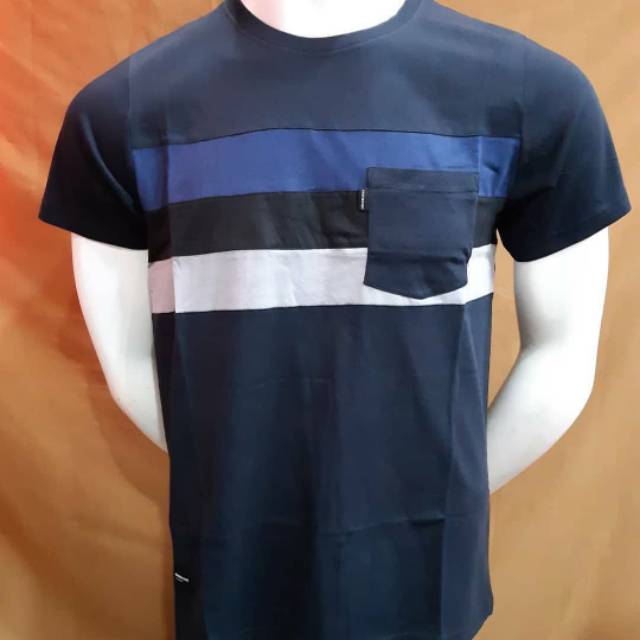 Kaos Greenlight pria Ariel Noah 6903