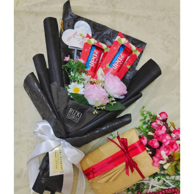 Buket Coklat Besar Buket Mawar Artificial