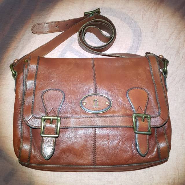 Fos*il VRI messenger russet brown