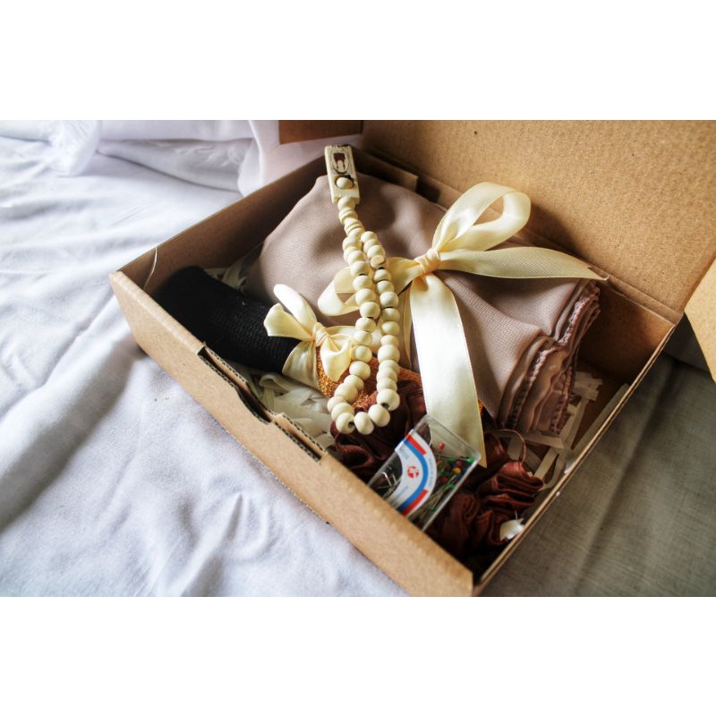 

SALE 12.12 Hampers Wanita Murah || Hampers Paket Wanita || Hampers Hadiah Paket Wanita || Hampers Murah Meriah