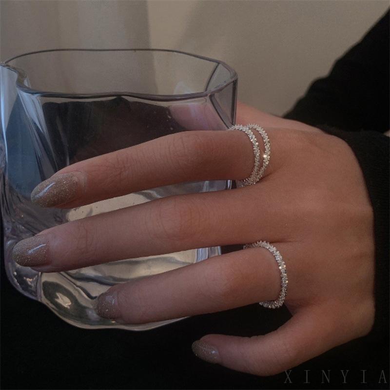 Cincin Rantai Gaya Retro Model Glossy Untuk Wanita