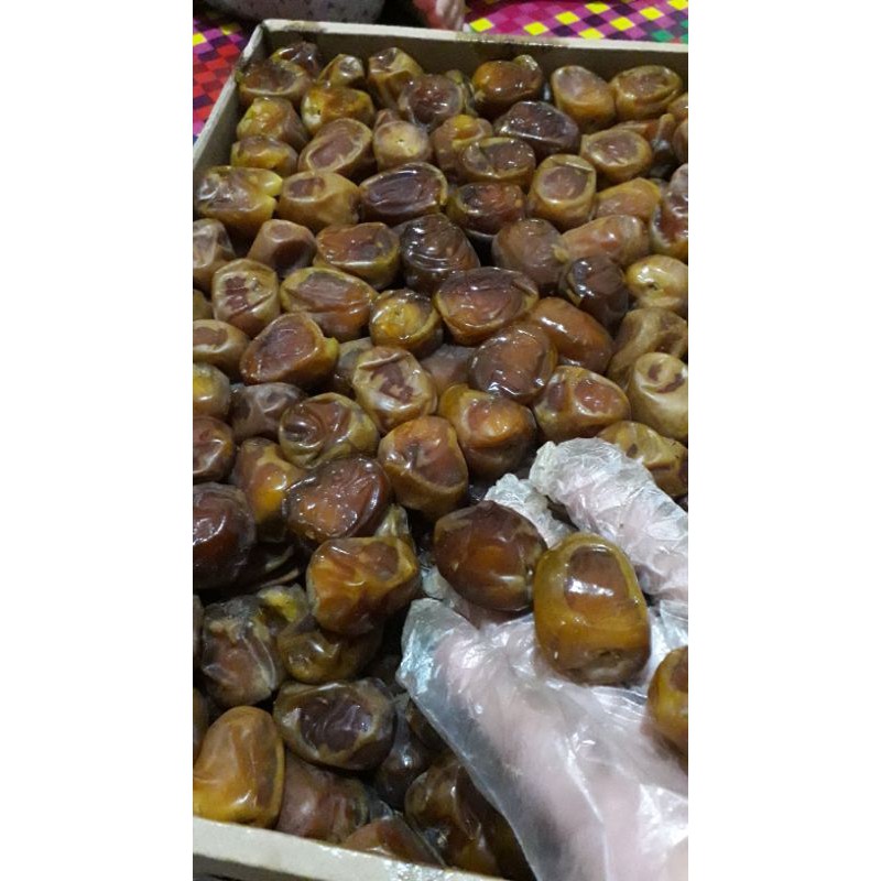 

KURMA SUKARI AL QASEM 1KG