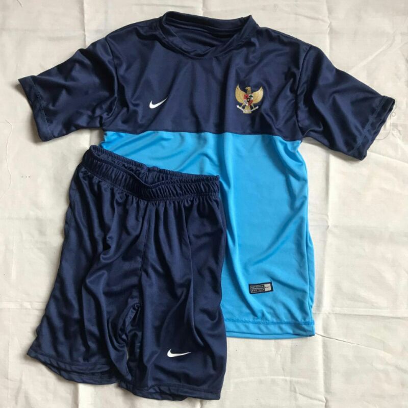 baju bola/baju bola indonesia/baju bola timnas indonesia murah/ baju timnas garuda murah/baju bola m