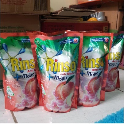 Rinso Molto Detergen Cair Japanese Peach 750Ml