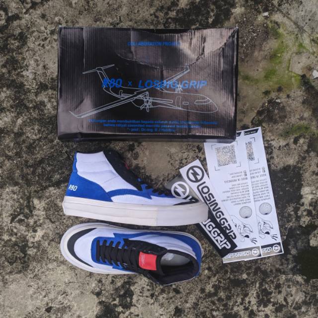 Losing Grip x Pesawat R80 - Sepatu Lokal - Bukan Sepatu Compass