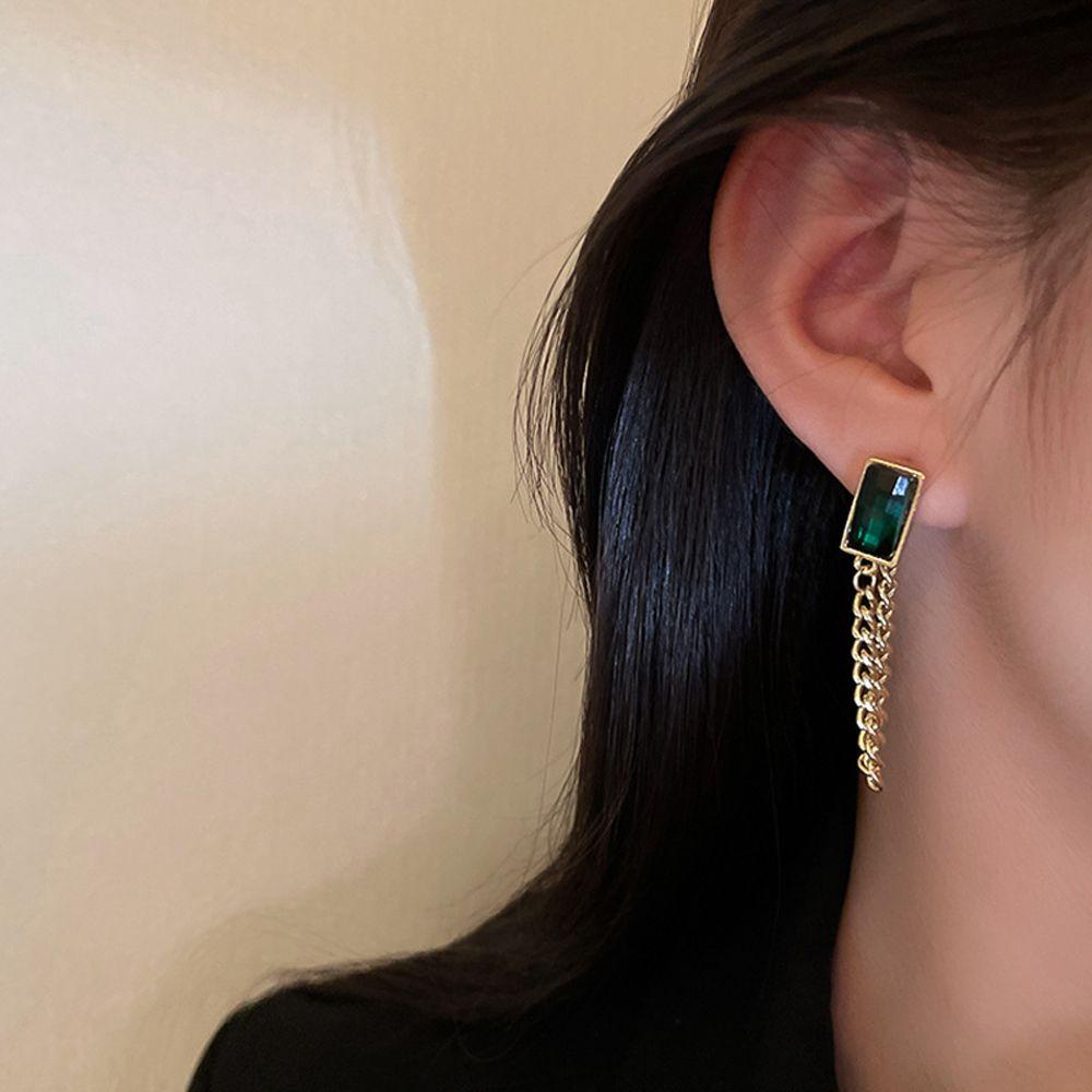 Mxbeauty Anting Stud Wanita Hadiah Vintage Rantai Pesta Rumbai Logam Korea Drop Earrings