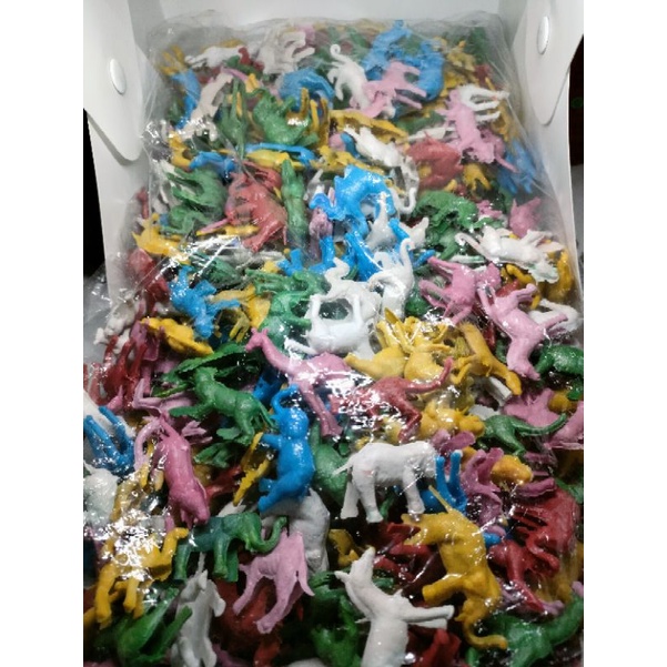 MAINAN HEWAN HEWAN KAKI 4 PLASTIK WARNA WARNI 1 BAL ISI KURANG LEBIH 400 PCS