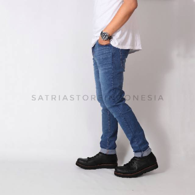 jeans pria skinny