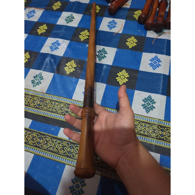 

tongkat komando gaharu asli Kalimantan harum
