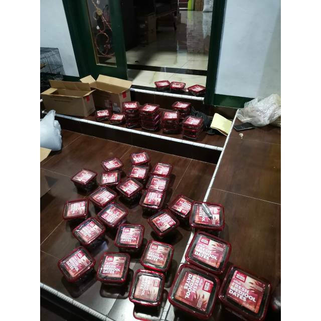 

Kurma medjol | kurma 907 gram | bard valley