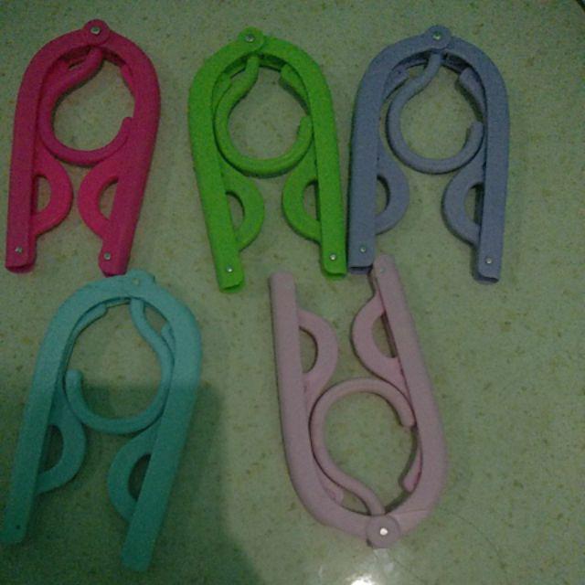 Hanger Baju Lipat