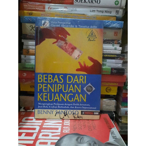 BUKU ORIGINAL BEBAS DARI PENIPUAN KEUANGAN MENGUNGKAP PENIPUAN DENGAN DALIH INVESTASI JUAL BELI UNDI