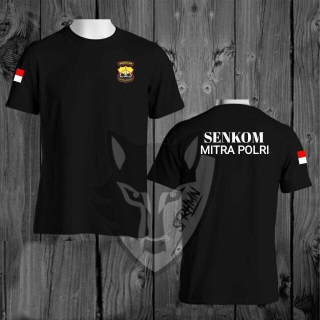 Kaos senkom mitra polri