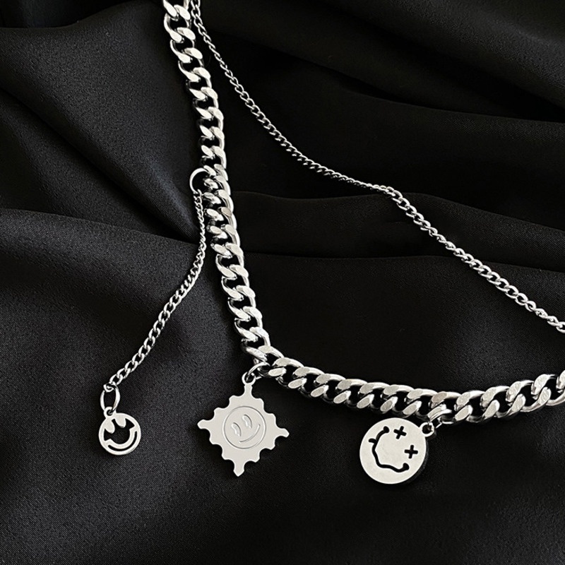 Double Chain Necklace Accessories Hip Hop Smiley Face Pendant Clavicle Chain Fashion