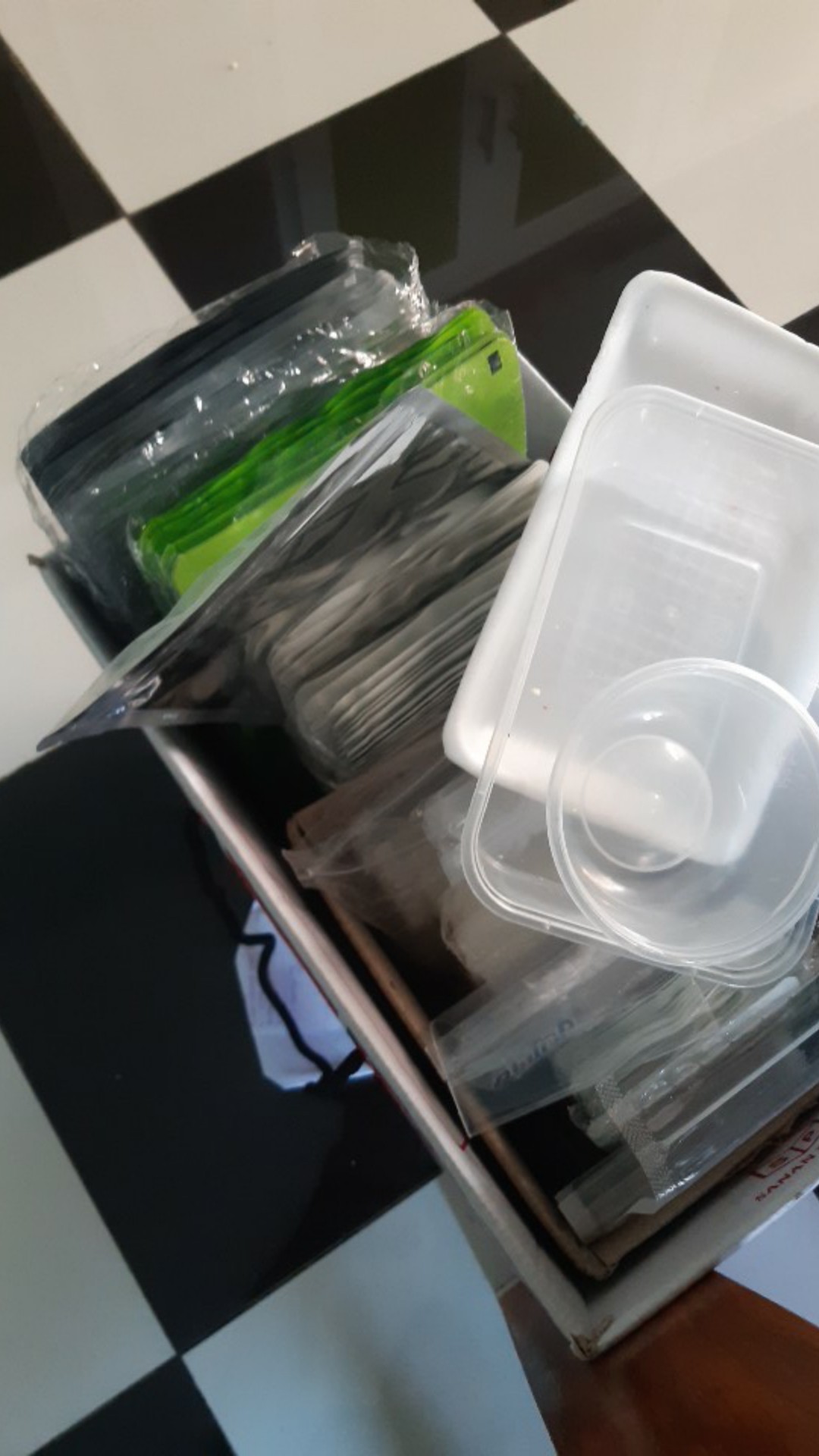 Standing Pouch Full Foil Green/hijau 14 X 23 Cm