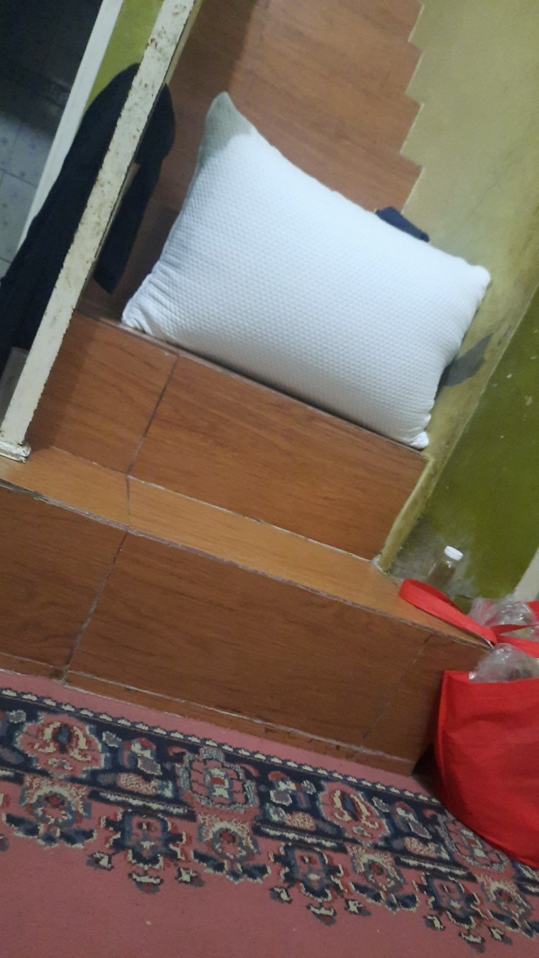 Bantal / Bantal Tidur Hotel / Bantal Memory Foam (pastikan Tidur Anda Nyaman).berkualitas Original.