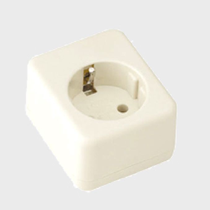 

Loyal Stop Kontak OUTBOW Tanpa Kabel 1 Lubang (LY-901N) (SNI)