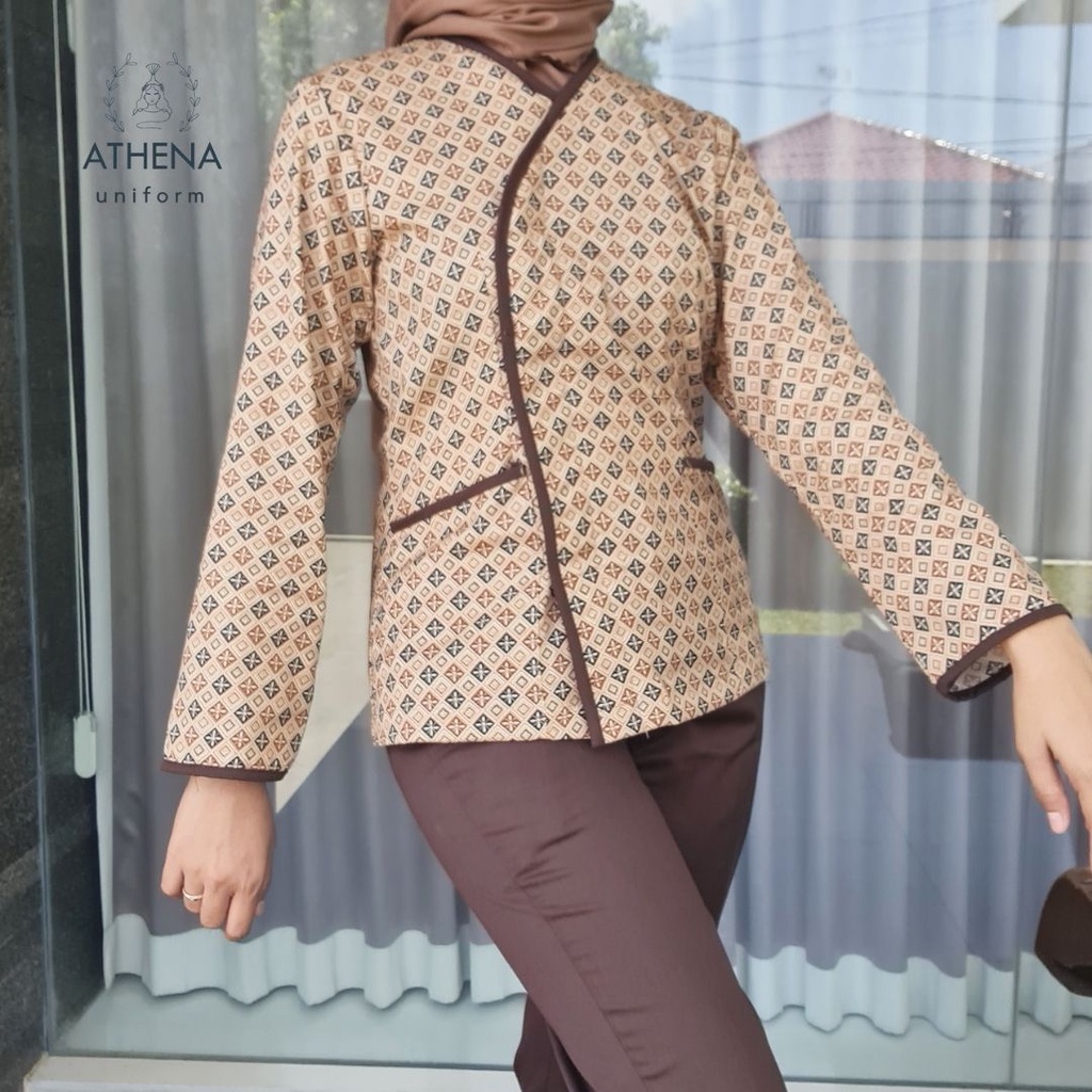 Atasan Baju Seragam Suster / Seragam Nanny / Seragam Baby Sitter Premium Yuri Series Batik -Athena Uniform BATIK LV-0