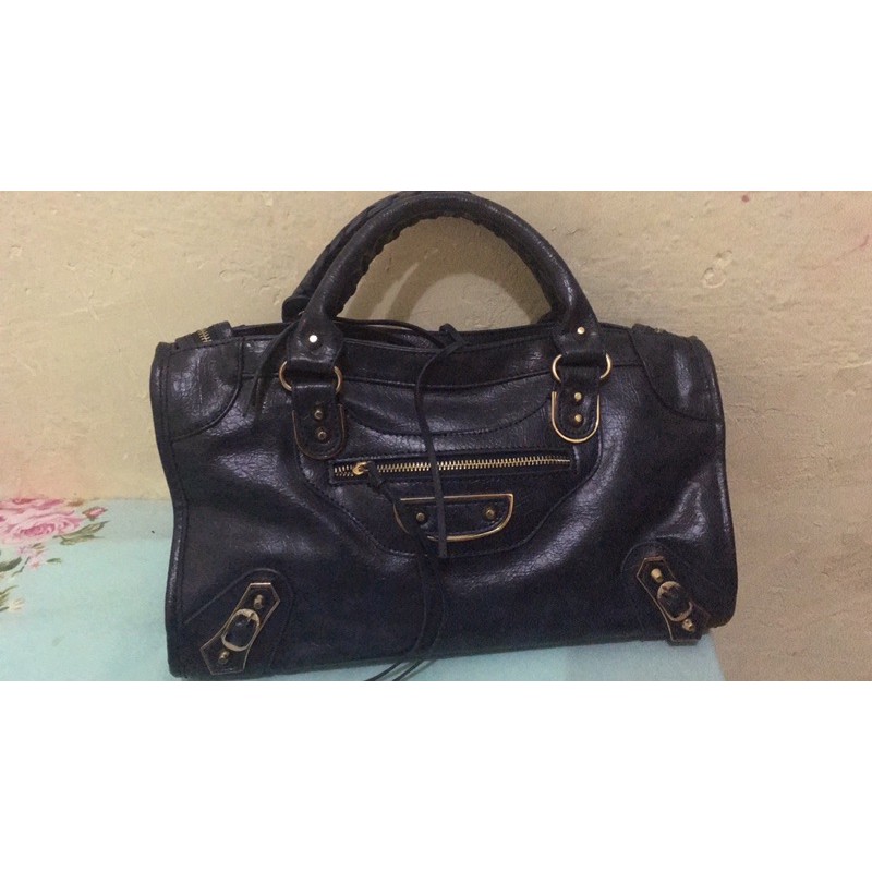 balenciaga classic metallic edge city