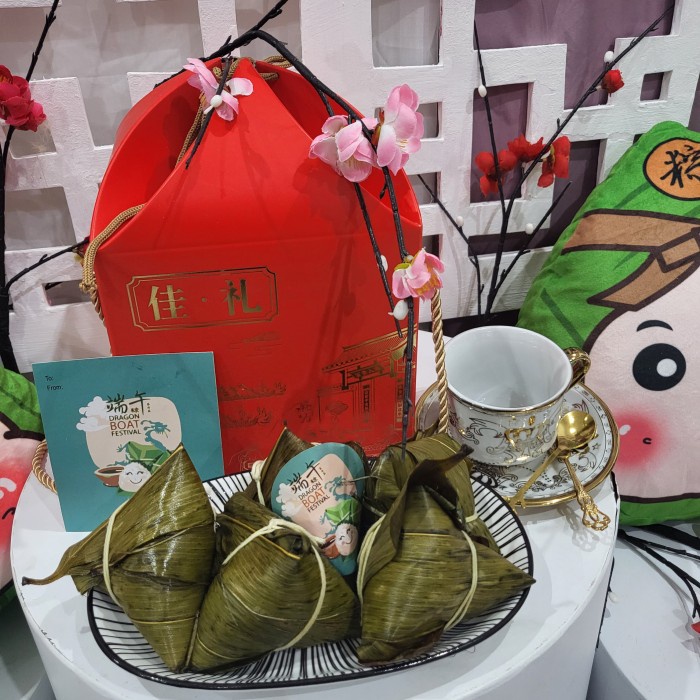 

Paket Box Hampers Bakcang Dragon Boat Festival Hari Bakcang