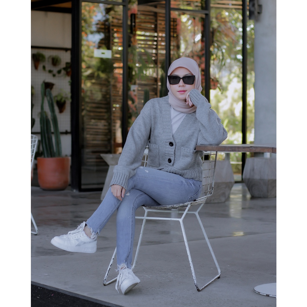 Zara Outer / Cardigan / Cardigan Crop / Sweater Crop