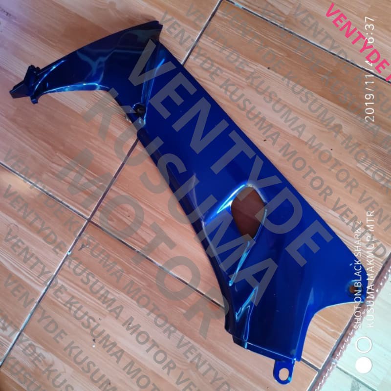 (100% Quality ) cover m/p kanan supra violet. 64400-KEV-880FMI mantap