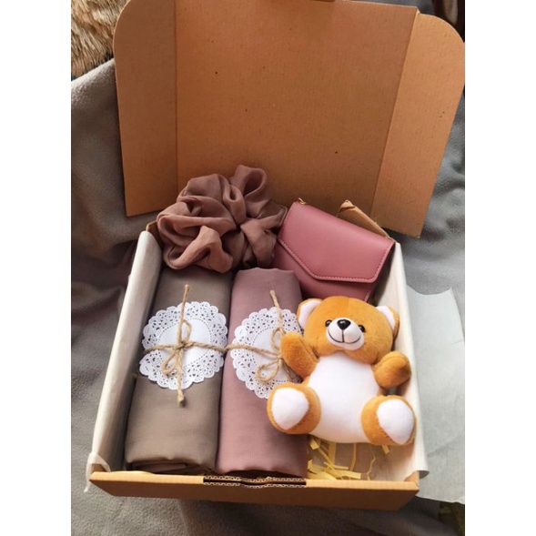 

[COD] HAMPERS HIJAB, HAMPERS GIFT BOX, KADO ULTAH, KADO WISUDA