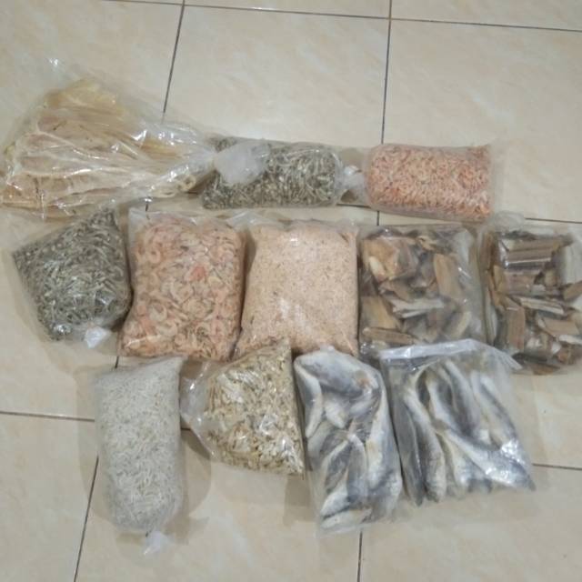

Ikan trie nasi medan
