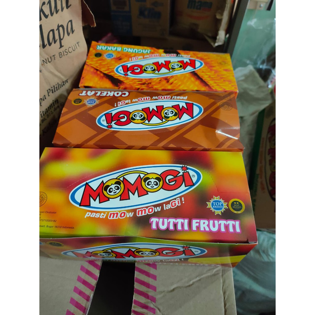 

WAFER MOMOGI ALL VARIANT 300 GRAM ISI 20 BUNGKUS