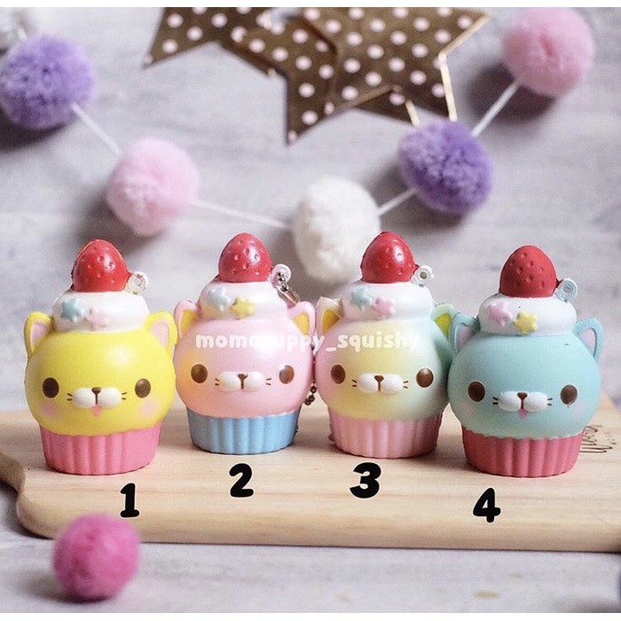 DEFEECT SQUISHY LICENSED cupcakes pastel by amuse ( kue mangkok kucing)