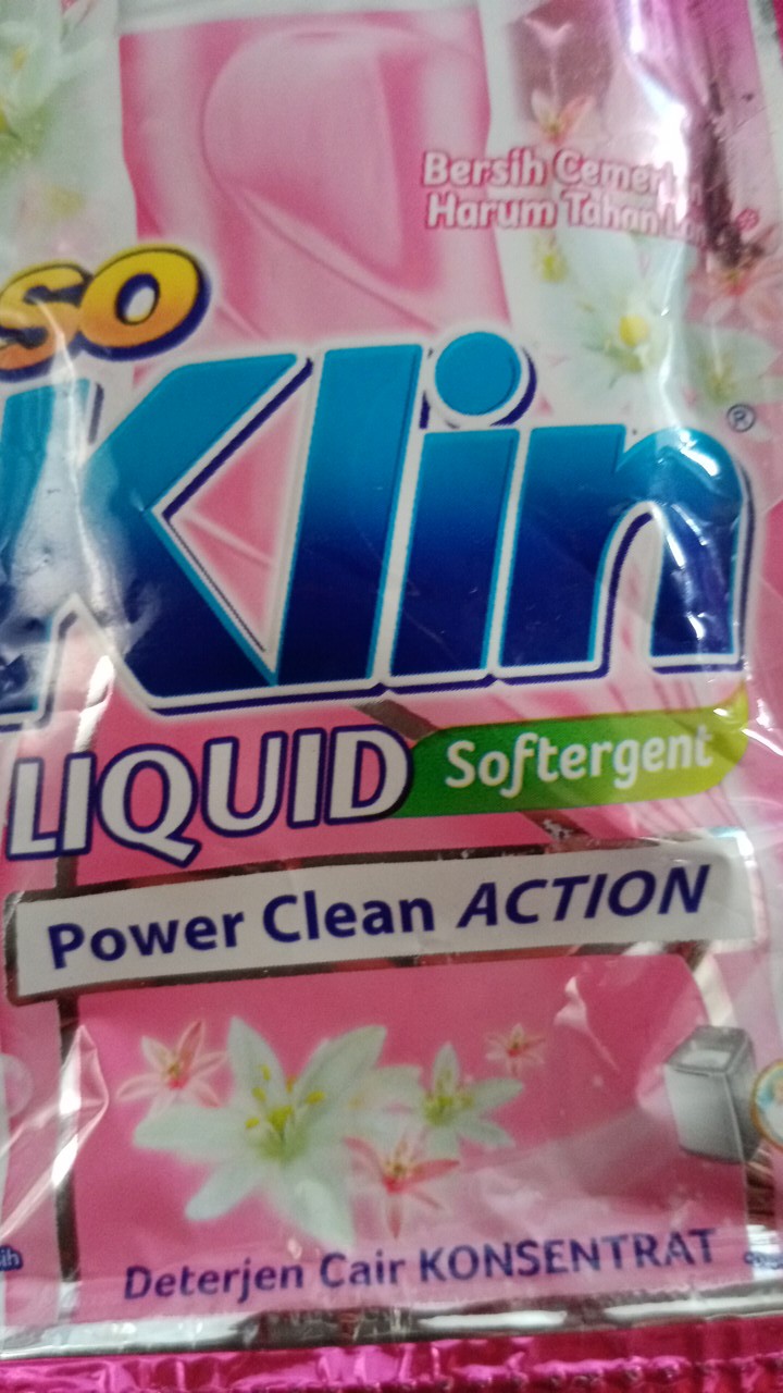 Soklin Liquid Deterjen Cair Sachet 22ml